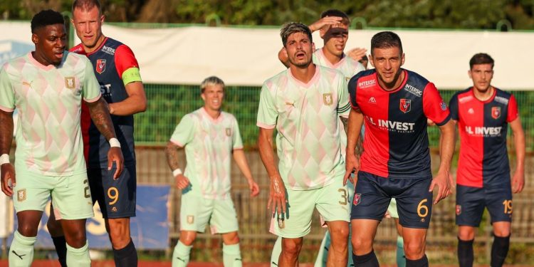 Fiksimi i Vllaznisë në merkato, Kallaku ose një tjetër për mesfushën