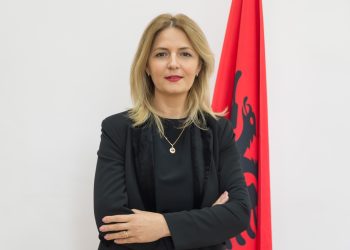 Një dritare reflektimi nga Vlora/ Fituam, po përse fituam?