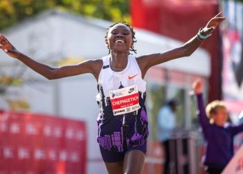 Atletika njolloset përsëri, rekordmenia botërore e maratonës pezullohet për doping