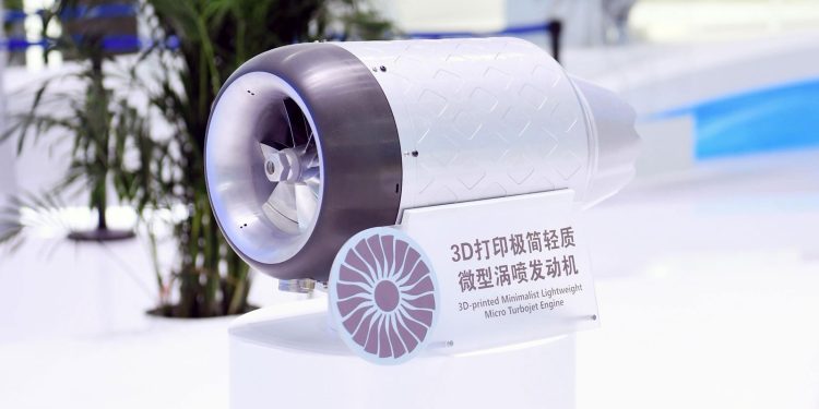 Motori mini reaktiv i printuar në 3D kryen testin e fluturimit