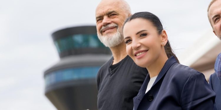 Vendimi/ Qeveria hap pikë të kalimit kufitar në Aeroportin e Vlorës