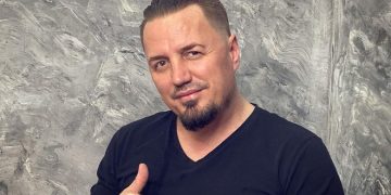 “Dua të martohem me ty’/ Partnerja i propozon Bleros, ja reagimi i tij