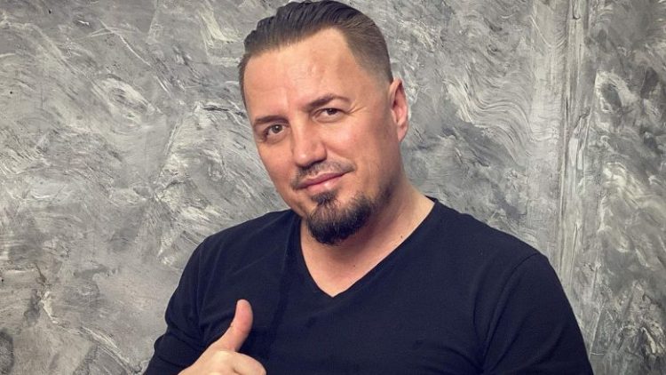 “Dua të martohem me ty’/ Partnerja i propozon Bleros, ja reagimi i tij