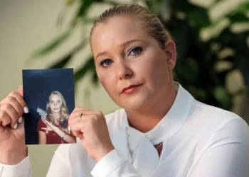 “Mos e fal Maxwell-in”, thirrja e familjes së Virginia Giuffre për Donald Trump-in