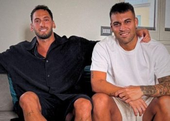 Mjafton një takim dhe një foto, vjen paqja mes Lautaro Martinez dhe Hakan Calhanoglu