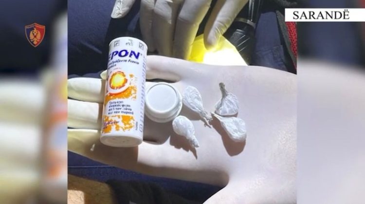 U kap me doza kokaine dhe kanabisi, arrestohet 29-vjeçari në Sarandë