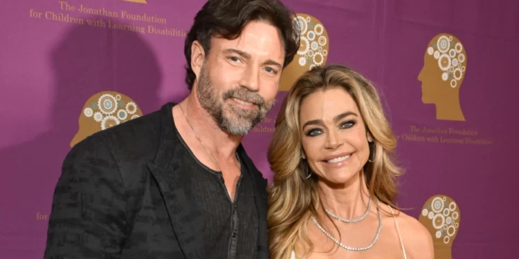 Apeli i Aaron Pipers pas akuzave të Denise Richards për dhunë në familje: Ajo ka nevojë për ndihmë