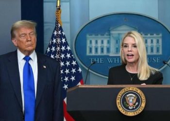 Trump kërkon 10 miliardë dollarë nga Murdoch për letrën “skenike” drejtuar Epstein