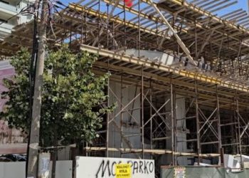 Pallati i sekuestruar në Vlorë: Investitor, ish-drejtori i Urbanistikës në bashki