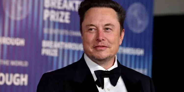 Elon Musk prezanton Grok 4, AI-në që formon përgjigjet duke parë postimet e tij në X