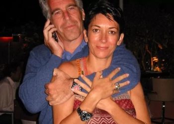 Maxwell nuk hesht më! Nis zbardhja e dosjes “Epstein” që mund të rrëzojë figura të mëdha