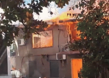 Zjarr te Pazari i ri në Tiranë, shkrumbohet banesa