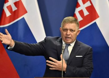 Sllovakia, marrëveshje me BE-në për ndërprerjen e furnizimeve me gazin rus/ Fico: Kemi afat deri të martën!