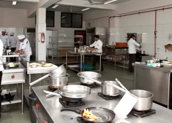 Puna në të zezë, nisin kontrollet në bizneset e bregdetit