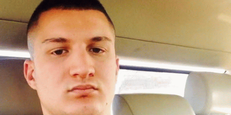 Mbajti të mbyllur 21-vjeçaren në një apartament në Astir, lihet në burg Skerdi Sina