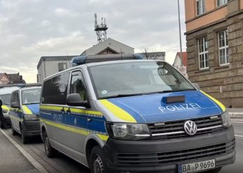 Një i vdekur dhe dy të plagosur rëndë në Gjermani pas një sulmi me thikë në një kompani energjetike