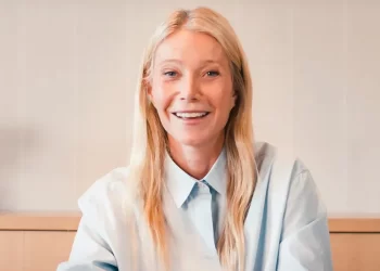 Loja ndryshon! Pas skandalit, Astronomer emëron ish-gruan e Chris Martin si ‘Zëdhënëse të Përkohshme’