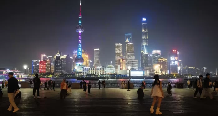 FT: Kina po ngre qytete për veten, jo për botën