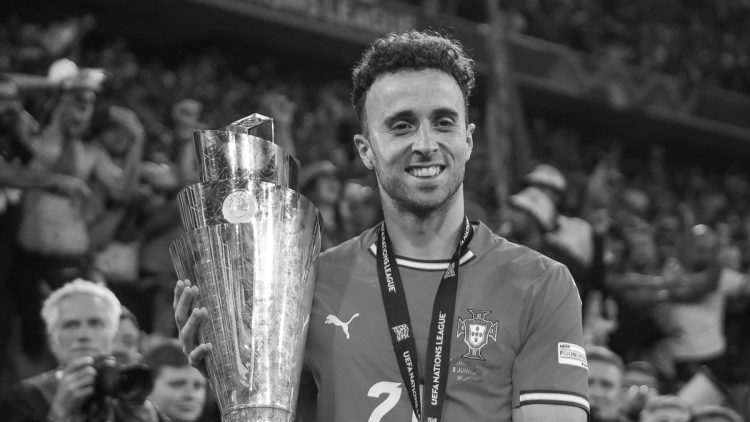 “Makina doli nga rruga për shkak të shpërthimit të një gome”, njoftimi zyrtar i policisë spanjolle për aksidentin e Jotas