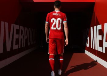 Liverpool merr vendimin pas vdekjes se Jotas, tërhiqet fanella me numër 20