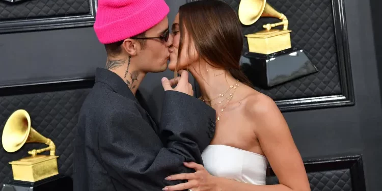 Hailey Bieber: Martesa me Justin është një çmenduri