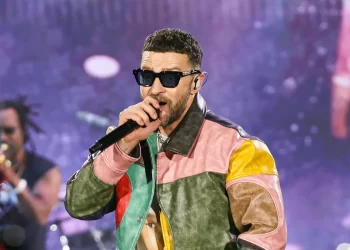 Çfarë po ndodh me Justin Timberlake? Fansat të zhgënjyer: I lodhur dhe pa energji në skenë