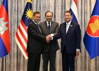 Atë që nuk e bën dot Trump, e realizon Malajzia! Tajlanda dhe Kamboxhia bien dakord për armëpushim të menjëhershëm