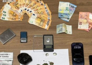 Një familje e përfshirë në trafik droge, 34-vjeçari me precedentë kapet me kokainë, nën hetim dhe gruaja