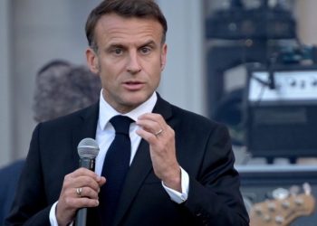 I pakënaqur nga marrëveshja e tarifave, Macron mesazh Trump e von der Leyen: Nuk mbaron këtu