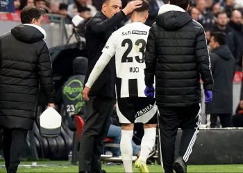 Legjionarët/ Muçi luan për 30 min me Besiktas, Strakosha rigjen fanellën e titullarit me AEK