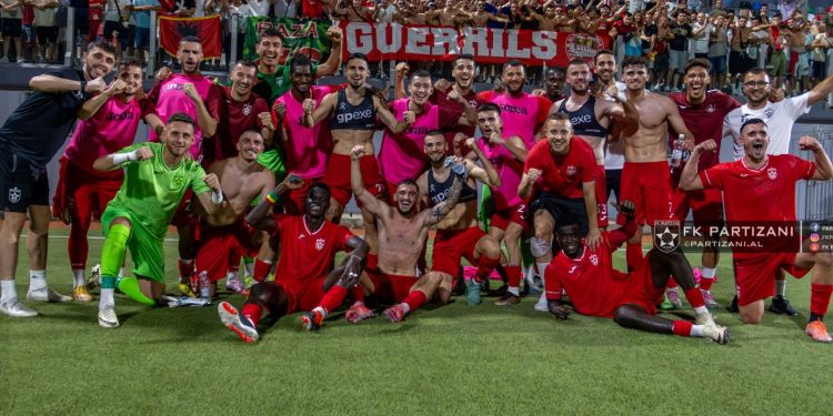 Zyrtare, sulmuesi dhe Partizani ndajnë rrugët