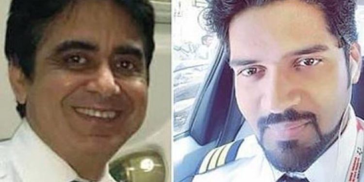 Hetimet pas rrëzimit të Air India fokusohen tek pilotët dhe vendimet e tyre