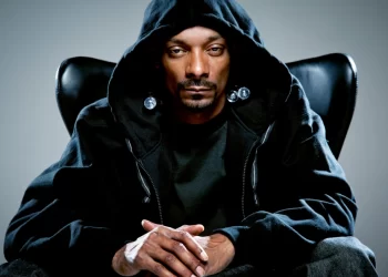 Snoop Dogg bëhet “shok skuadre” me Modricin, blen aksione në Swansea