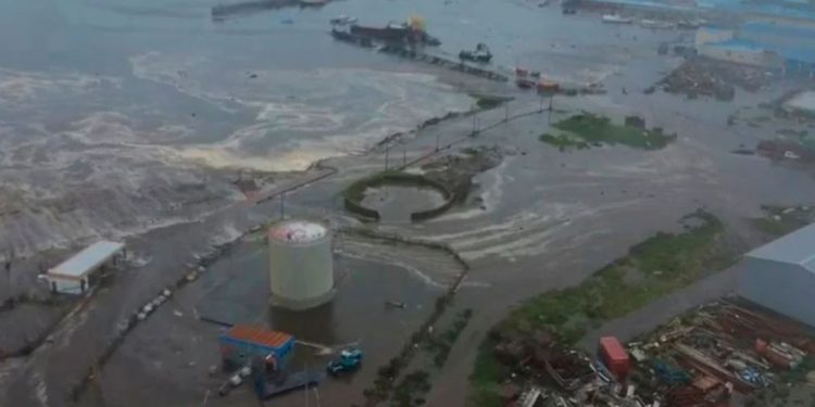 Tërmeti që goditi Rusinë më i forti në rajon në 73 vite! Përmbytet arkipelagu, mijëra banorë të evakuuar pas shpalljes së gjendjes së jashtëzakonshme