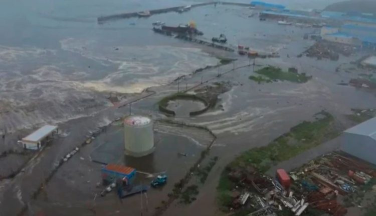 Tërmeti që goditi Rusinë më i forti në rajon në 73 vite! Përmbytet arkipelagu, mijëra banorë të evakuuar pas shpalljes së gjendjes së jashtëzakonshme