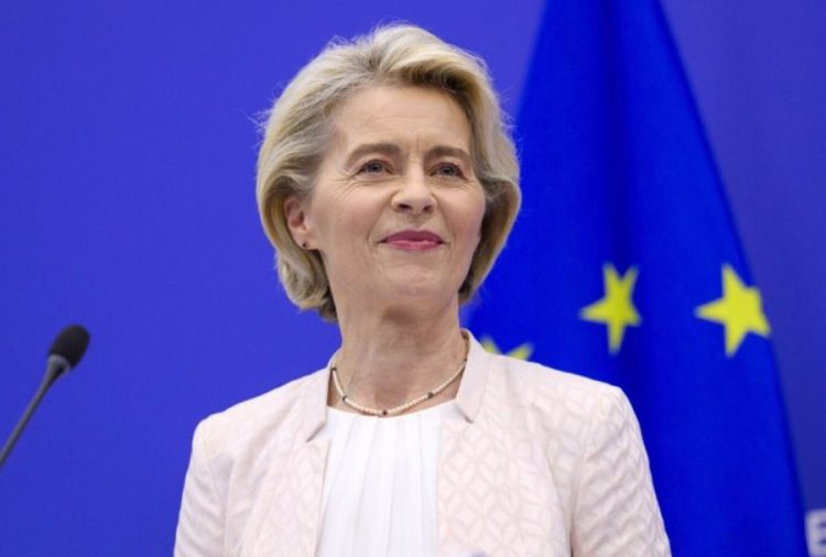 Hera e parë që nga viti 2014, Von der Leyen përballet me votë mosbesimi në Parlamentin Europian