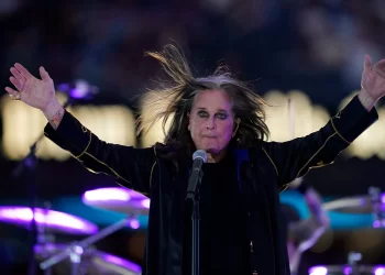 Legjenda e heavy metal, Ozzy Osbourne ndërron jetë në moshën 76-vjeçare