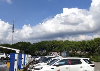 Rritet prodhimi i automjeteve me energji të re