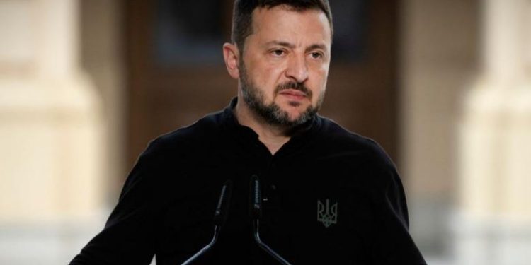 Zelensky propozon bisedime me Rusinë javën e ardhshme: Duhet të bëjmë gjithçka për një armëpushim