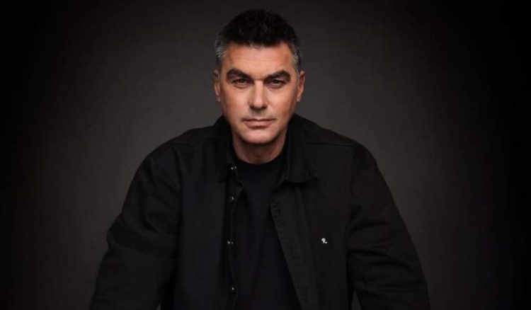 Dukagjin Lipa i ashpër ndaj personave që i shkruajnë për bileta falas: Krejt Kosovën nuk e nxen në VIP