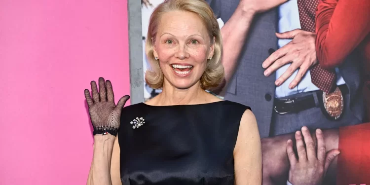 Pamela Anderson do hapë biznes turshish, ja cila është kauza e saj