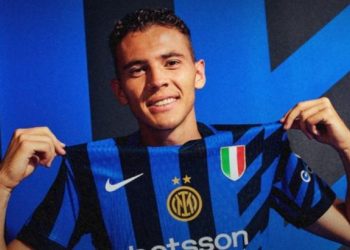 Largimi nga Interi, Asllani me mesazh prekës për tifozët zikaltër: Ëndërr të mbaja këtë fanellë, jeni gjithmonë në zemrën time