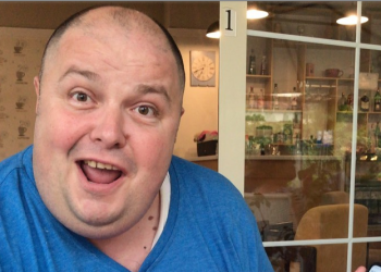 Goditi me grusht Genard Hajdinin dhe babain e tij, nis hetimi për 40-vjeçarin dhe 25-vjeçaren që e shoqëronte!