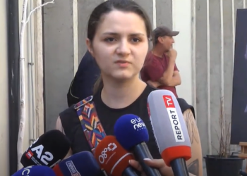 “Babin e hëngri kanceri nga brenda”, e bija e aktorit Naun Shundit: Mendoi se do të jetonte