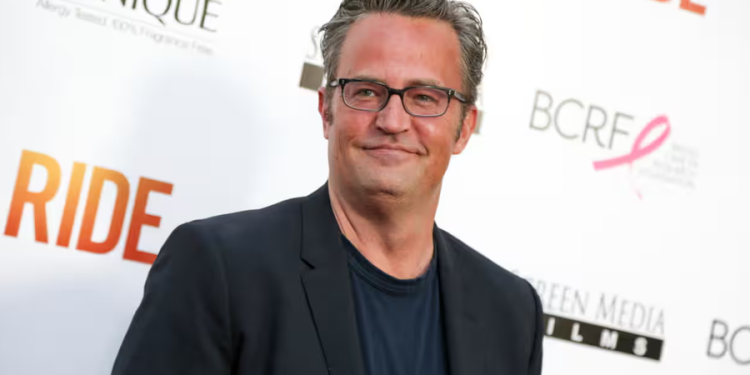 “Sa do na paguajë ai idjot?”/ Zbulohen mesazhe tronditëse mes mjekëve të përfshirë në vdekjen e Matthew Perry