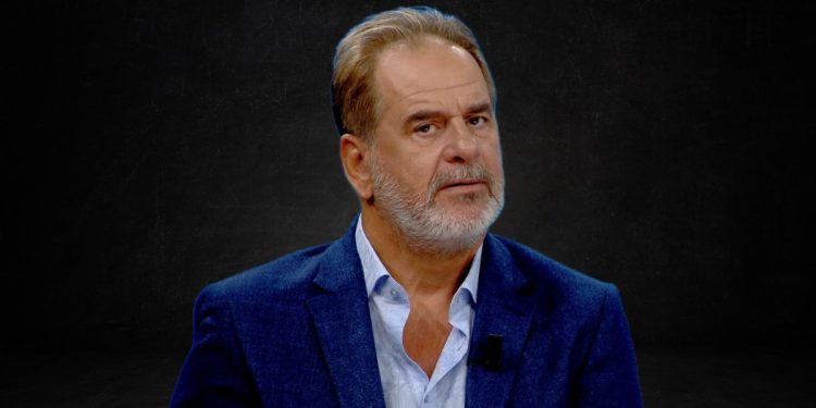 Dyshimet e para, përse ndërroi jetë gazetari Artur Zheji