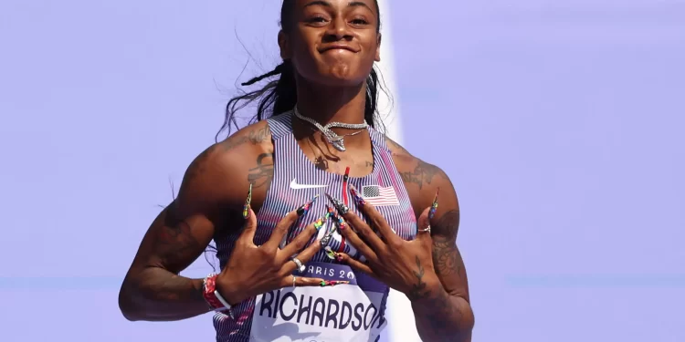 Përplasje fizike në aeroport, Sha’Carri Richardson përballet me akuzat e dhunës