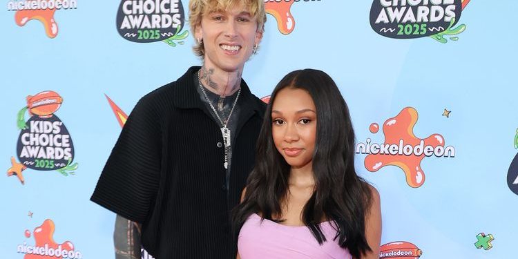 Surpriza luksoze e Machine Gun Kelly për ditëlindjen e vajzës së tij