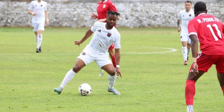 Superiore/ Barazim i thatë i Partizanit, Flamurtari e Bylis dhurojnë show