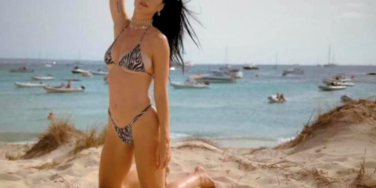 Katy Perry paguan gjobë për xhirime të paligjshme në këtë vend